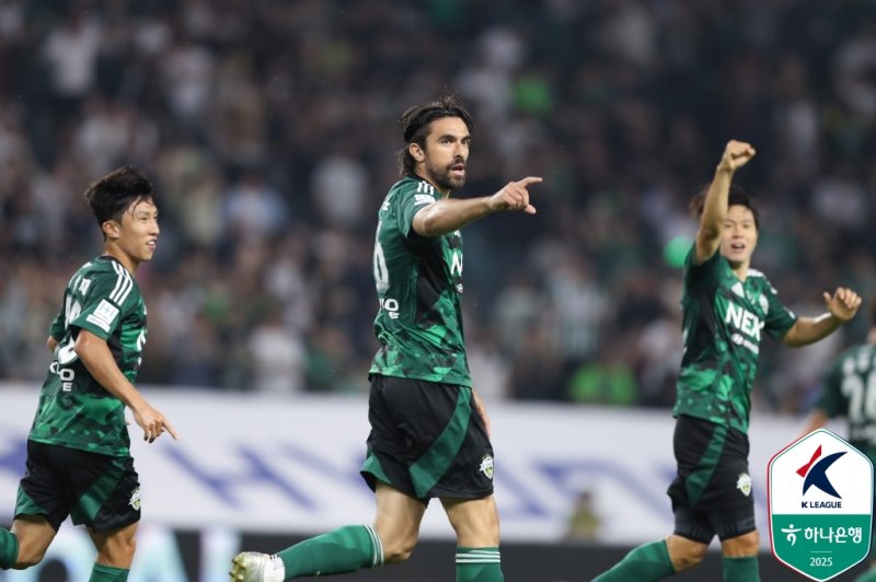 [서울=뉴시스] 프로축구 K리그1 전북 현대의 콤파뇨. (사진=한국프로축구연맹 제공) *재판매 및 DB 금지