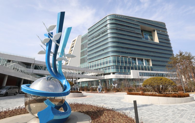 지난해 13개 공공기관 경영실적 평가 낙제점...S등급은 없어