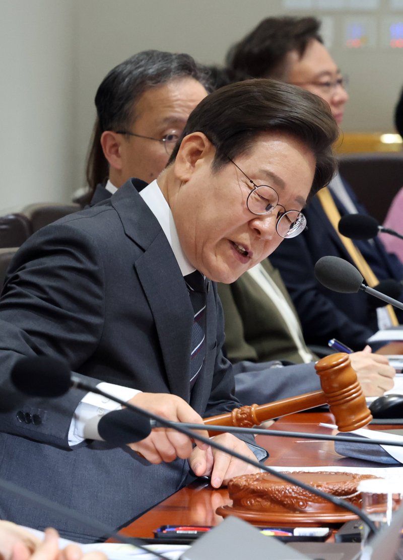 전국민에 15만~52만원 풀어 소비 늘린다 [새정부 30조5000억 첫 추경]