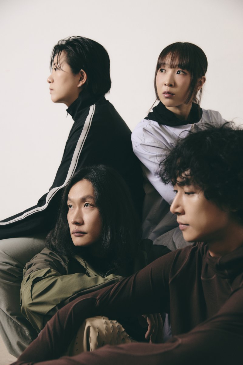 추다혜차지스, 독자적 시도 더 깊어졌다…정규 2집 '소수민족'