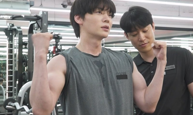 '나혼산' 안재현, 반전 피지컬 포착…놀라운 벌크업 [N샷]