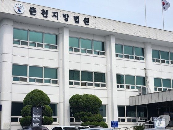 노래 한 번 더 틀면… 워터파크 소음에 도끼 들고 간 60대