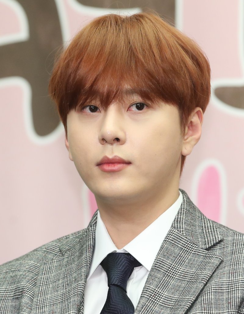 용준형, 소속사와 갈등 중? 십몇억 내고 나가라더니 연락 두절