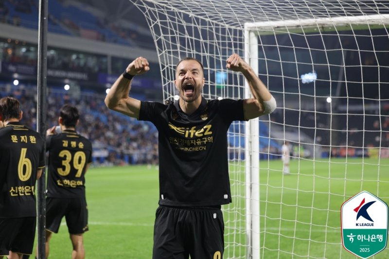 [서울=뉴시스] 프로축구 K리그2 인천 유나이티드의 무고사. (사진=한국프로축구연맹 제공) *재판매 및 DB 금지