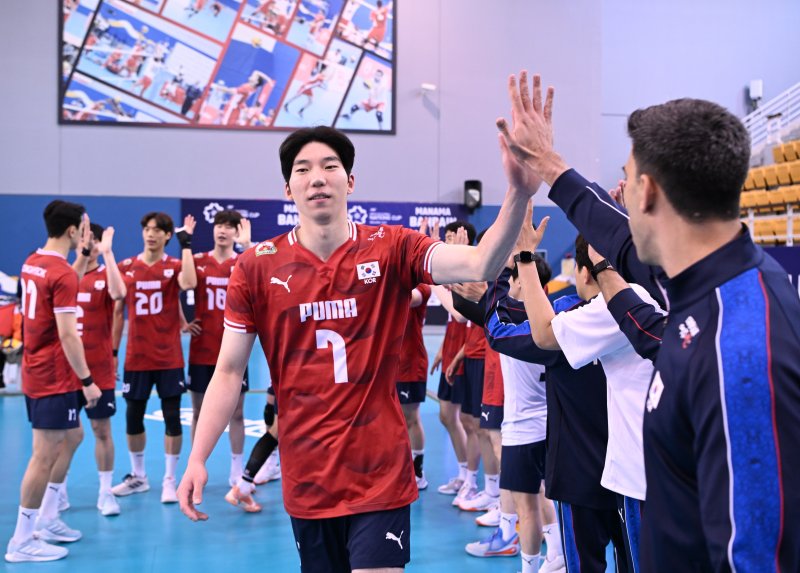 남자슬롯 무료 사이트대표팀의 허수봉(AVC 제공)