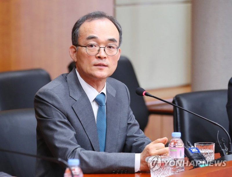 李대통령 동기 사법연수원 18기 주목…'친명' 인연 관심집중