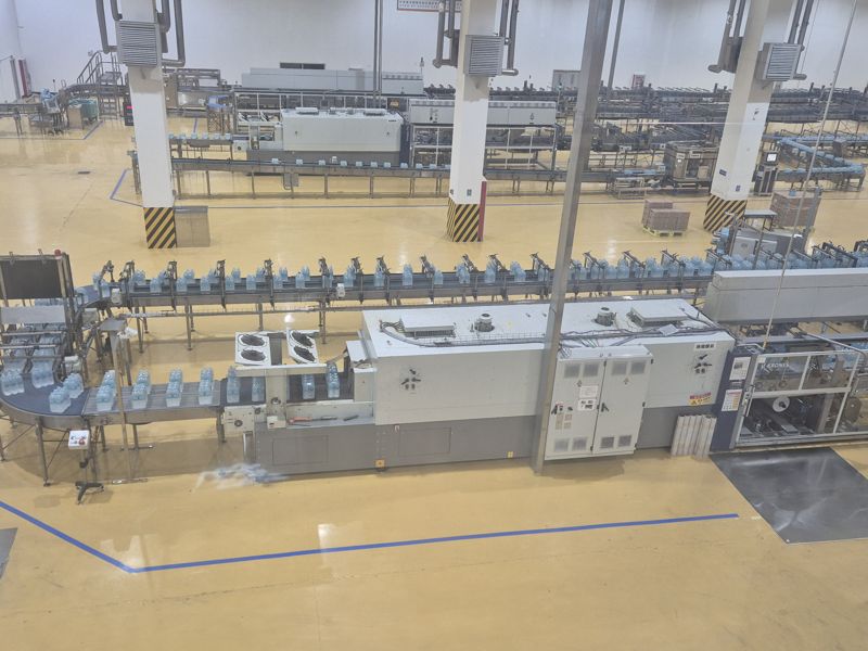 [르포] 백두산 천지 밑 40년간 자연 정수.. 中 농심 백산수 공장 가보니