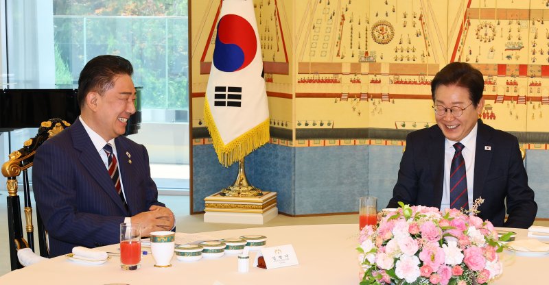與 ‘기후에너지부-인구부’ 신설 군불때기