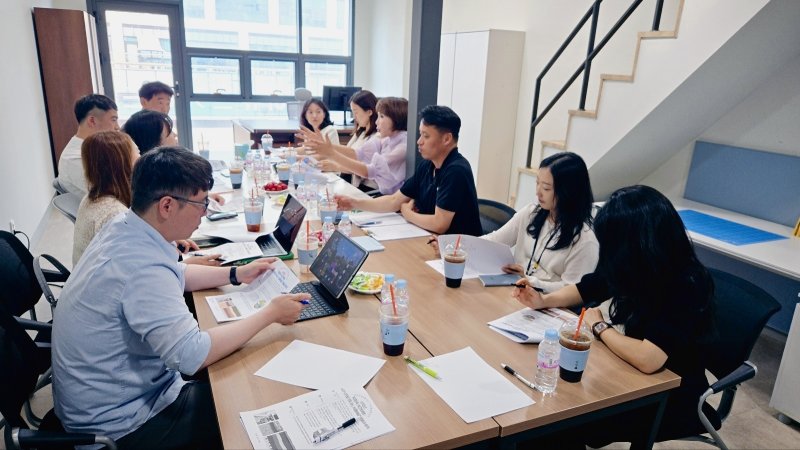 [시흥=뉴시스] 시흥 바카라사이트 비타임상상마을특구, 사업 계획 공유 회의 현장.(사진=시흥시 제공).2025.06.22. photo@newsis.com