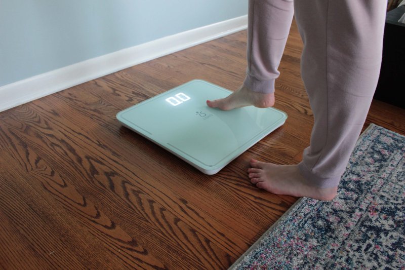 AI로 낙상위험 예측… 에이지테크, 초고령층 일상을 돕다 [fn 창간 25주년 AGE TECH 새로운 미래가 온다]