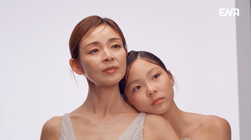 추사랑·야노 시호, 붕어빵 미모…추성훈 반응은