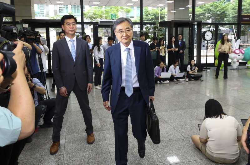 '송곳 검증' 예고된 조현 후보자 17일 인사청문회..정동영 14일 잡혀