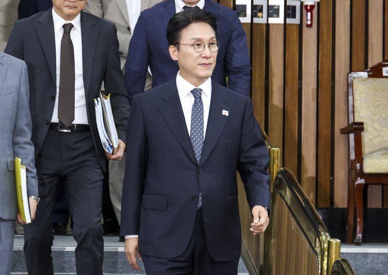 [서울=뉴시스] 김금보 기자 = 김민석 국무총리 후보자가 24일 서울 여의도 국회에서 열린 인사청문회에 출석하고 있다. 2025.06.24. kgb@newsis.com