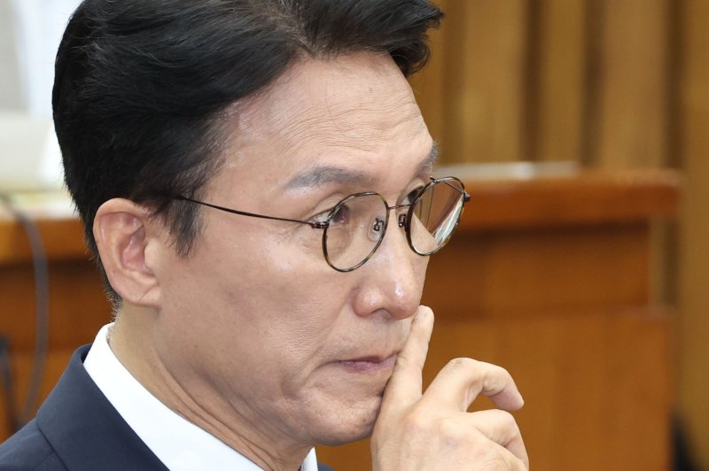 김민석 국무총리 후보자가 24일 오전 서울 여의도 국회에서 열린 인사청문회에 출석해 있다. 2025.6.24/뉴스1 ⓒ News1 이광호 기자