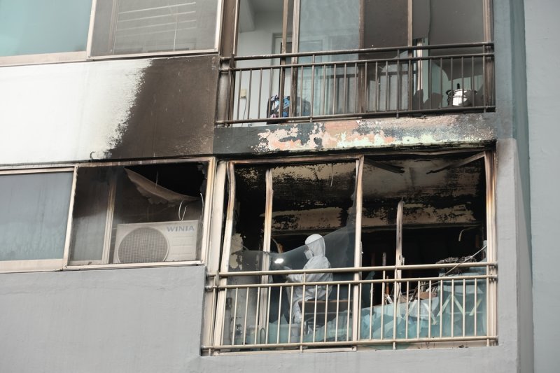 합동감식하는 수사관 (출처=연합뉴스)