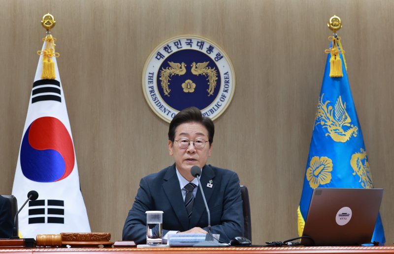 [서울=뉴시스] 고범준 기자 = 이재명 텐카지노이 24일 서울 용산 텐카지노실 청사에서 열린 국무회의에서 발언하고 있다. (텐카지노실통신사진기자단) 2025.06.24. bjko@newsis.com