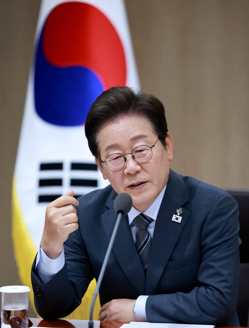 [서울=뉴시스] 고범준 기자 = 이재명 텐카지노이 24일 서울 용산 텐카지노실 청사에서 열린 국무회의에서 발언하고 있다. (텐카지노실통신사진기자단) 2025.06.24. bjko@newsis.com
