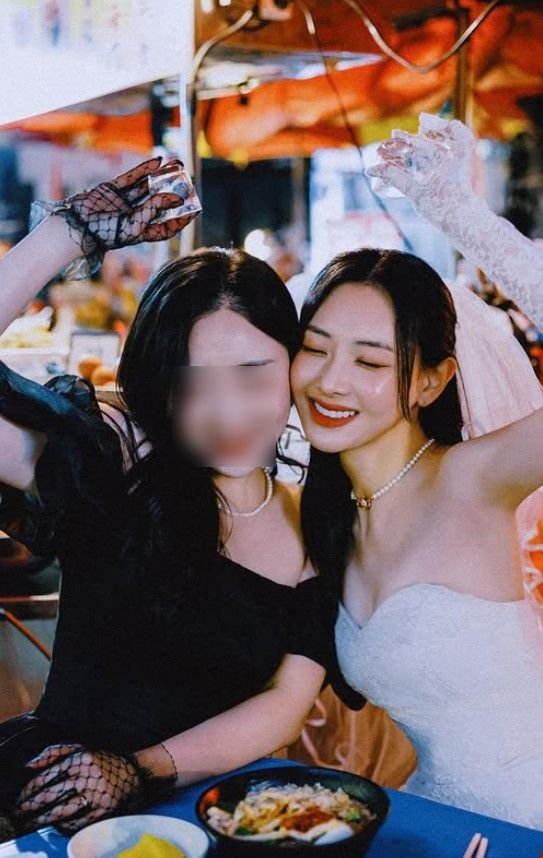 '배성재 아내' 김다영, 웨딩드레스 입고 포장마차…무슨 일?