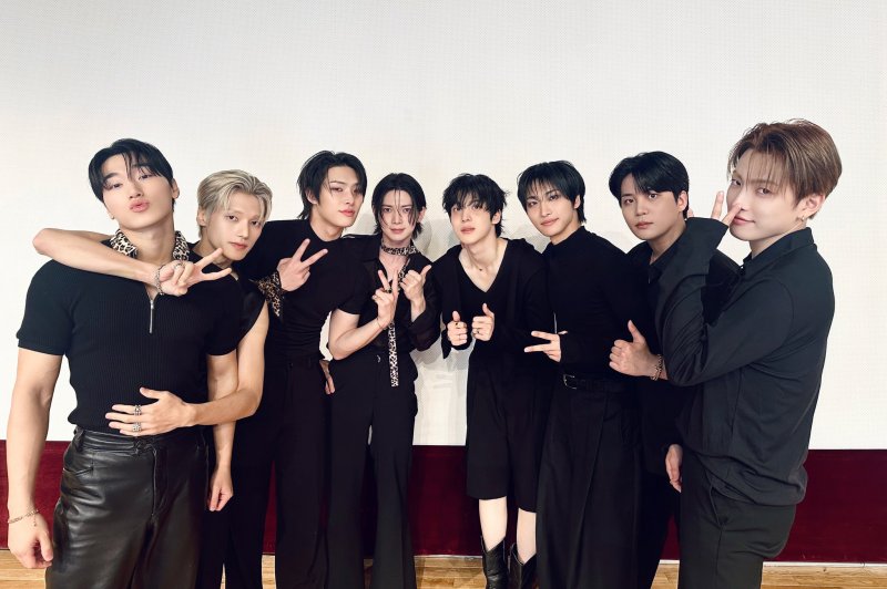 [서울=뉴시스] 원벳원 1BET1. (사진 = KQ엔터테인먼트 제공) 2025.06.24. photo@newsis.com *재판매 및 DB 금지