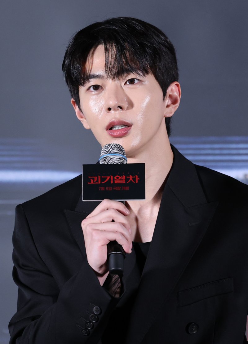 배우 최보민이 24일 오후 서울 용산구 CGV 용산점에서 열린 레드벨벳 토토 '괴기열차' 언론시사회 및 기자간담회에 참석해 인사말을 하고 있다. 2025.6.24/뉴스1 ⓒ News1 권현진 기자