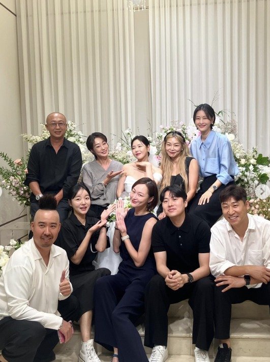 '신혼 3주' 최여진, 남편과 박하나♥김태술 결혼식 참석 '다정'