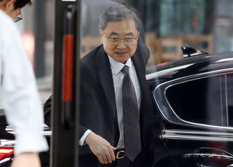 '이해충돌' 논란 통일부 ·외교부 장관 후보자 22억씩 재산신고
