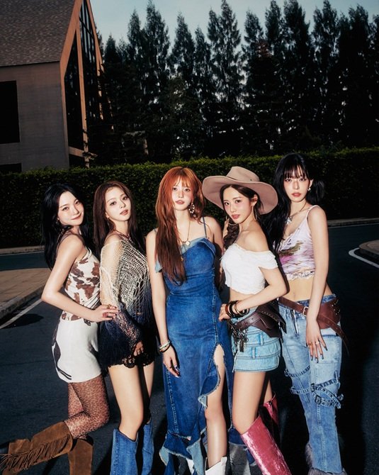 다시 흐르는 프로미스나인의 시간 "5인조 첫 앨범은 도전"