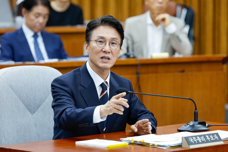 김민석 국무총리 후보자가 25일 오후 서울 여의도 국회에서 열린 인사청문회에 출석해 주진우 국민의힘 의원 질의에 답하고 있다. 2025.6.25/뉴스1 ⓒ News1 안은나 기자