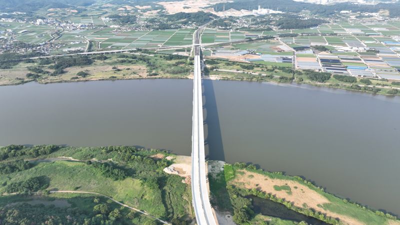 구미시, 산업 인프라 새 동맥 활짝…산단 진입도로 개통