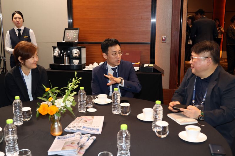 "AI발 인력 감축 현실 다가와", "하정우 AI수석 역할 기대감"[제16회 퓨처 ICT 포럼 이모저모]