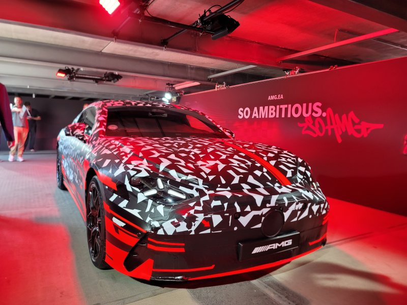 25일 (현지시간) 독일 아팔터바흐에서 공개된 메르세데스-벤츠의 고성능 브랜드 메르세데스-AMG의 전기 하이퍼카 콘셉트카 'AMG GT XX' 양산 모델. ⓒ 뉴스1 박기범 기자