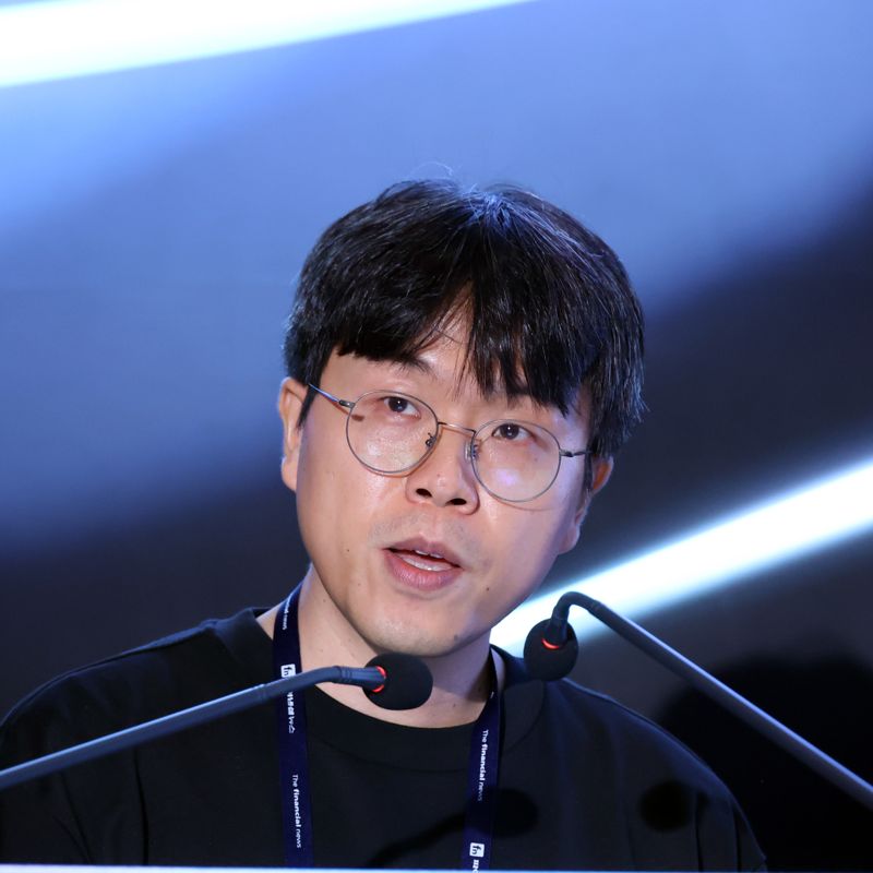 "AI로 고객 시간 절약"..."AI챗봇으로 소설속 주인공에 인격 부여"[제16회 퓨처ICT포럼]