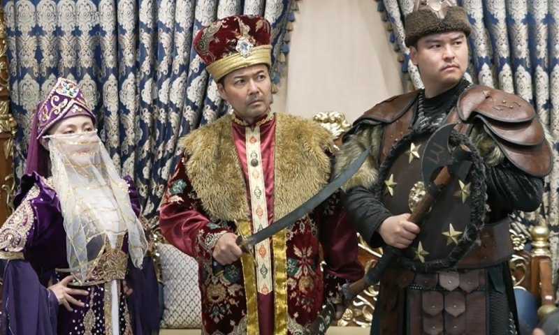 '팜유' 전현무·박나래·이장우 튀르키예서 가족사진…술탄 변신 '폭소'