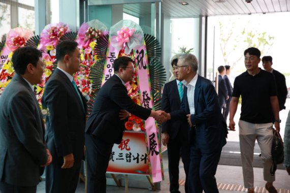 코웰메디, 부산 에코델타에 제2공장 준공…글로벌 의료기기 시장 본격 공략