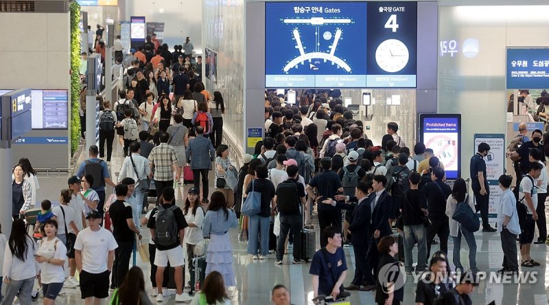 실적 부진 LCC들 '여름 성수기 선점' 나선다... 노선 증편에 할인 혜택도