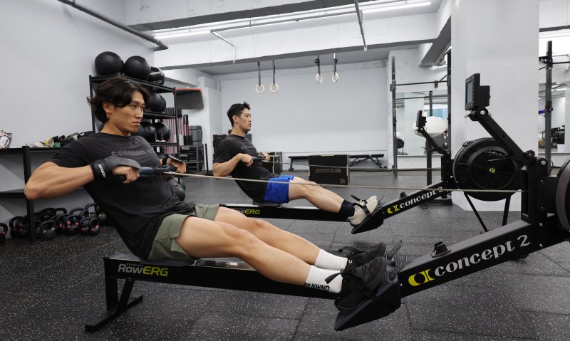 최진원 미슐랭토토 식스 헤드코치와 윤효용 코치가 26일 서울 마포구 미슐랭토토 식스에서 미슐랭토토을 하고 있다. 2025.6.26/뉴스1 ⓒ News1 박지혜 기자
