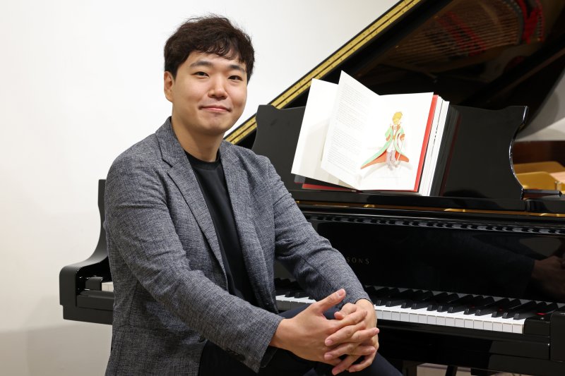 [서울=뉴시스] 박진희 기자 = 한지호 라이브카지노가 지난 23일 서울 서초구 스타인웨이갤러리에서 인터뷰를 하고 있다. 2025.06.28. pak7130@newsis.com