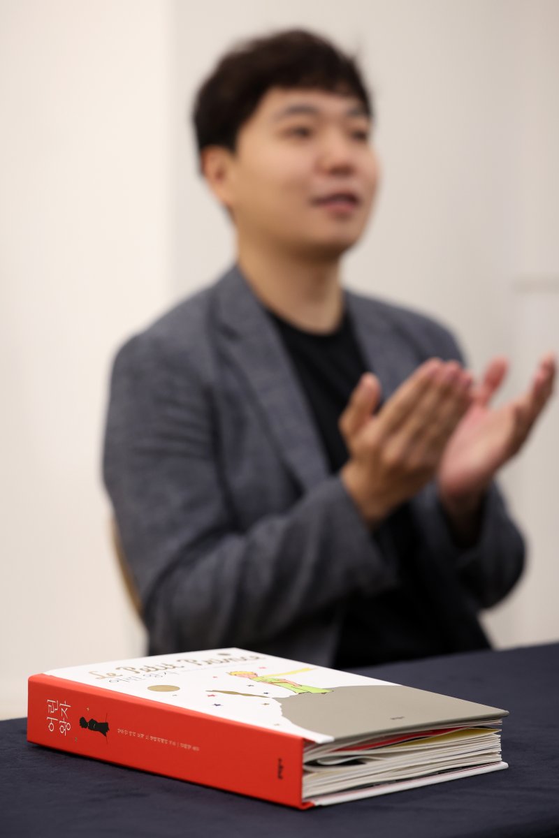[서울=뉴시스] 박진희 기자 = 한지호 라이브카지노가 지난 23일 서울 서초구 스타인웨이갤러리에서 인터뷰를 하고 있다. 2025.06.28. pak7130@newsis.com