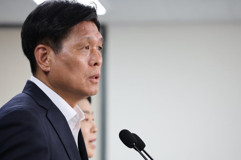 [서울=뉴시스] 김명원 기자 = 조승래 국정기획위원회 대변인이 29일 서울 종로구 정부서울청사 별관 국정기획위원회에서 열린 현안 관련 기자간담회에 참석해 발언하고 있다. 2025.06.29. kmx1105@newsis.com