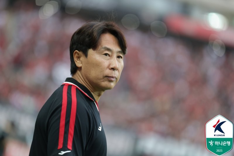 [서울=뉴시스] 프로축구 K리그1 FC서울의 김기동 감독. (사진=한국프로축구연맹 제공) *재판매 및 DB 금지