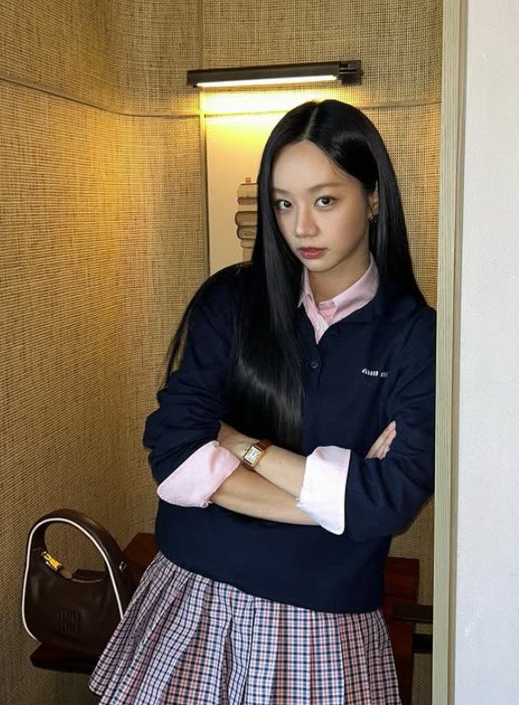 혜리, 어딜 봐서 30대? 스쿨룩도 찰떡 소화하는 동안 [N샷]