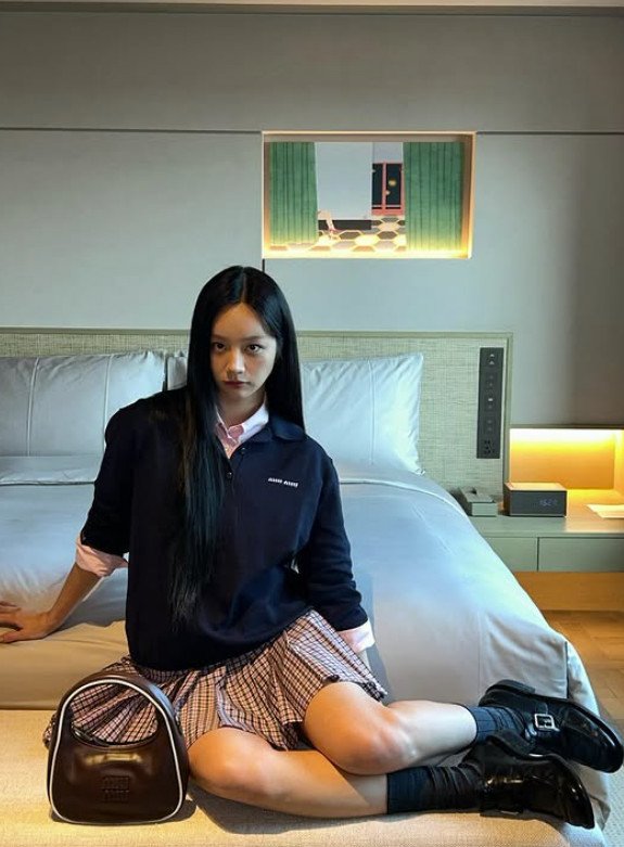 혜리, 어딜 봐서 30대? 스쿨룩도 찰떡 소화하는 동안 [N샷]