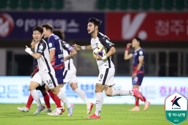 [서울=뉴시스] 프로축구 K리그2 전남 드래곤즈의 하남. (사진=한국프로축구연맹 제공)
