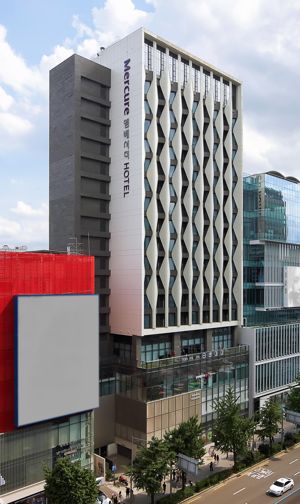 JLL코리아, '홍대 머큐어 앰배서더 호텔' 매각 자문 성료 [fn마켓워치]