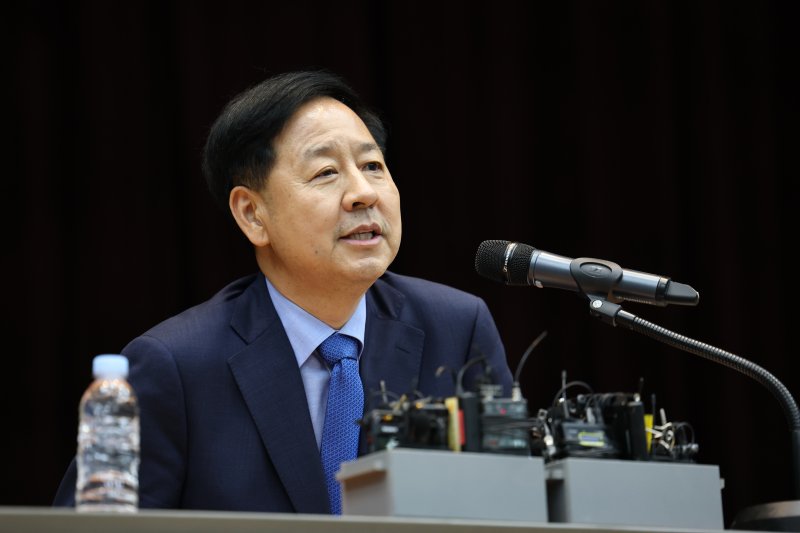 이재명 정부 첫 경제부총리 겸 기획재정부 장관 후보자로 지명된 구윤철 전 국무조정실장이 29일 서울 중구 예금보험공사에서 기자단 간담회를 하고 있다. 2025.6.29/뉴스1 ⓒ News1 이승배 기자