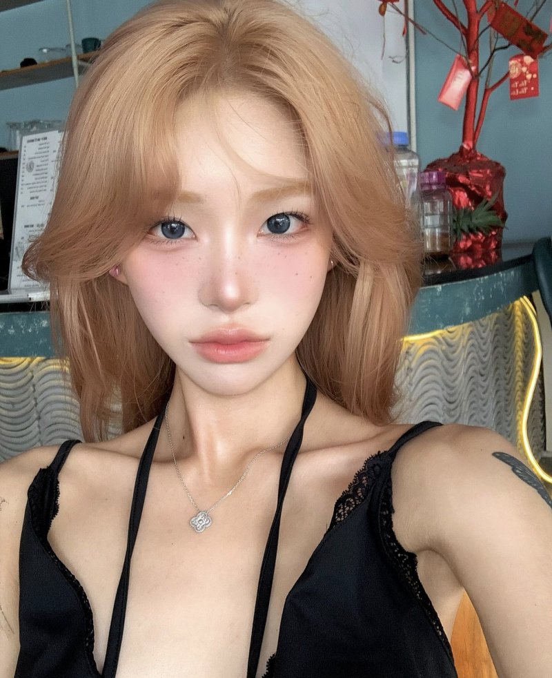 '170㎝·41㎏' 최준희, , 셀프 얼굴 평가 "멀리서 보면 별로인데…"