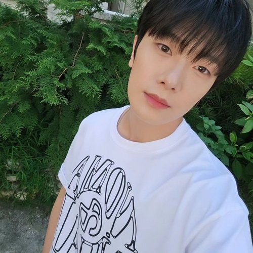 '성매매 무혐의' 최민환, FT아일랜드 콘서트로 활동 재개