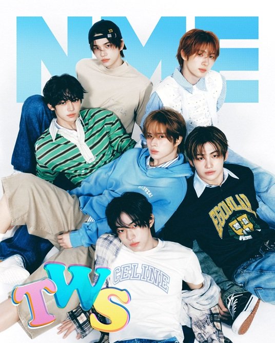 투어스, 英 NME 표지 장식 "희망찬 음악으로 위안 주는 그룹"