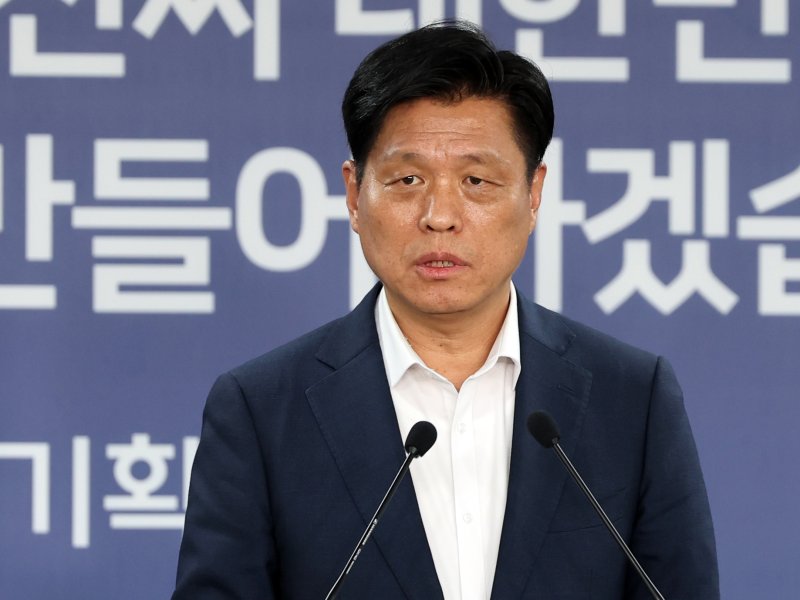 조승래 국정기획위원회 대변인이 23일 오전 서울 종로구 정부서울청사 창성동 별관 국정기획위원회에서 브리핑을 하고 있다. 2025.6.23/뉴스1 ⓒ News1 황기선 기자