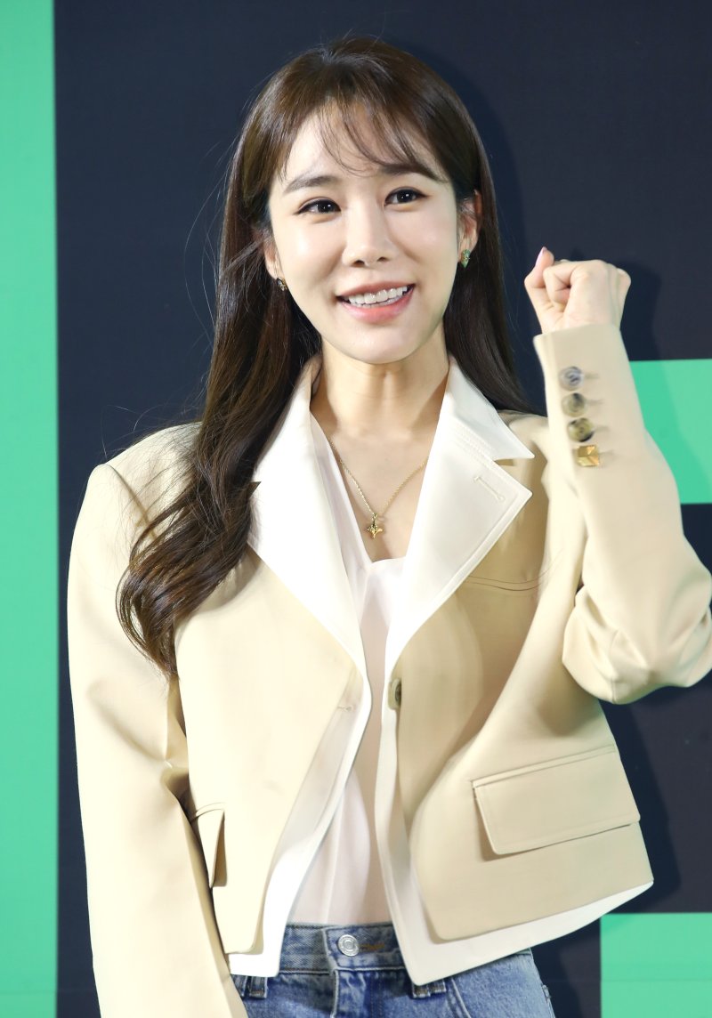 유인나, 초록뱀엔터와 전속계약…한지현·이상이와 한솥밥